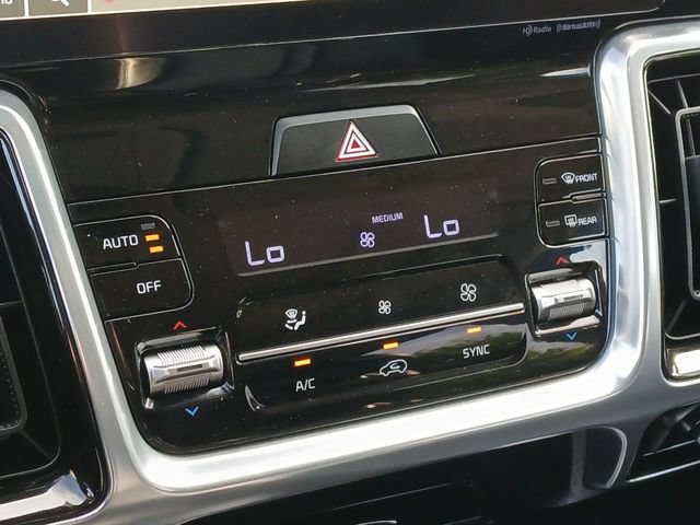 Certified 2023 Kia Sorento SX AWD/4WD image 22