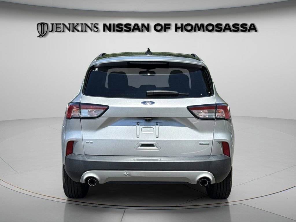 Used 2020 Ford Escape SE FWD image 6