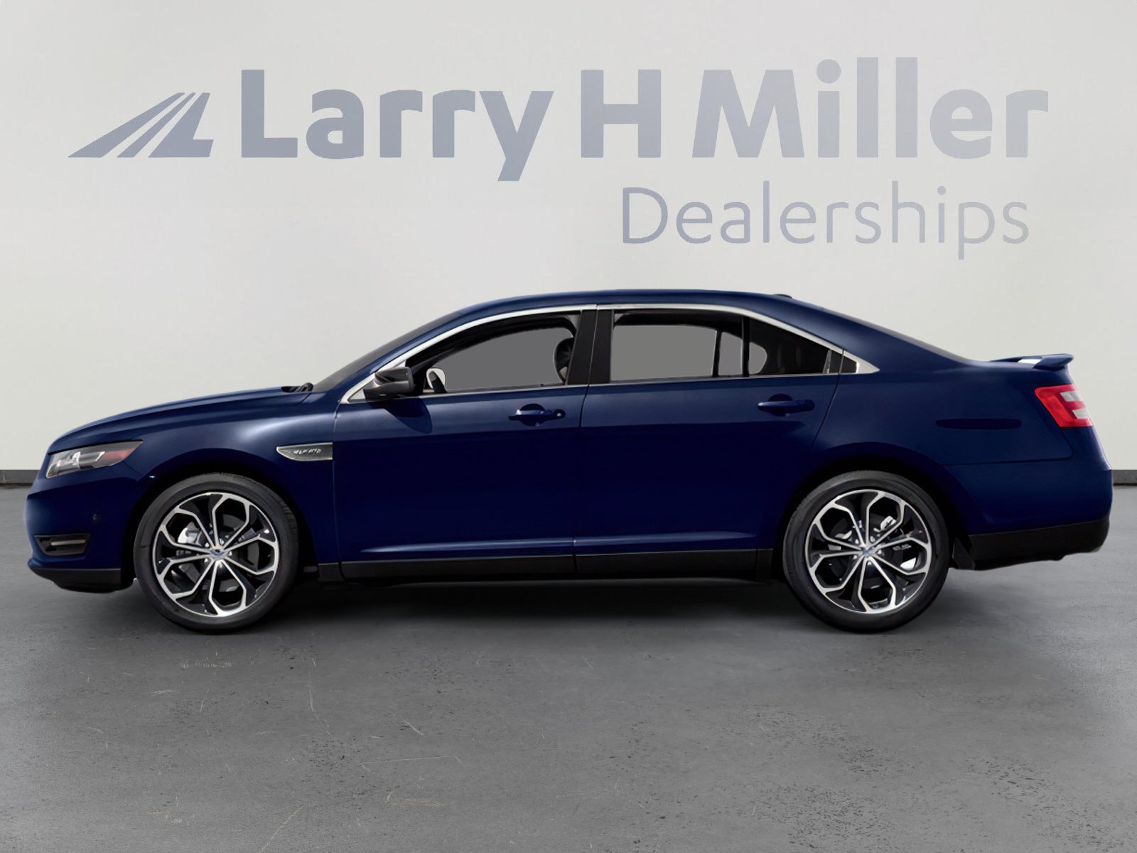 Used 2014 Ford Taurus SHO w/ Equipment Group 401A AWD/4WD image 3