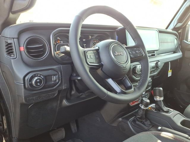 New 2026 Jeep Gladiator Rubicon w/ Steel Power Dome Hood Package AWD/4WD image 14