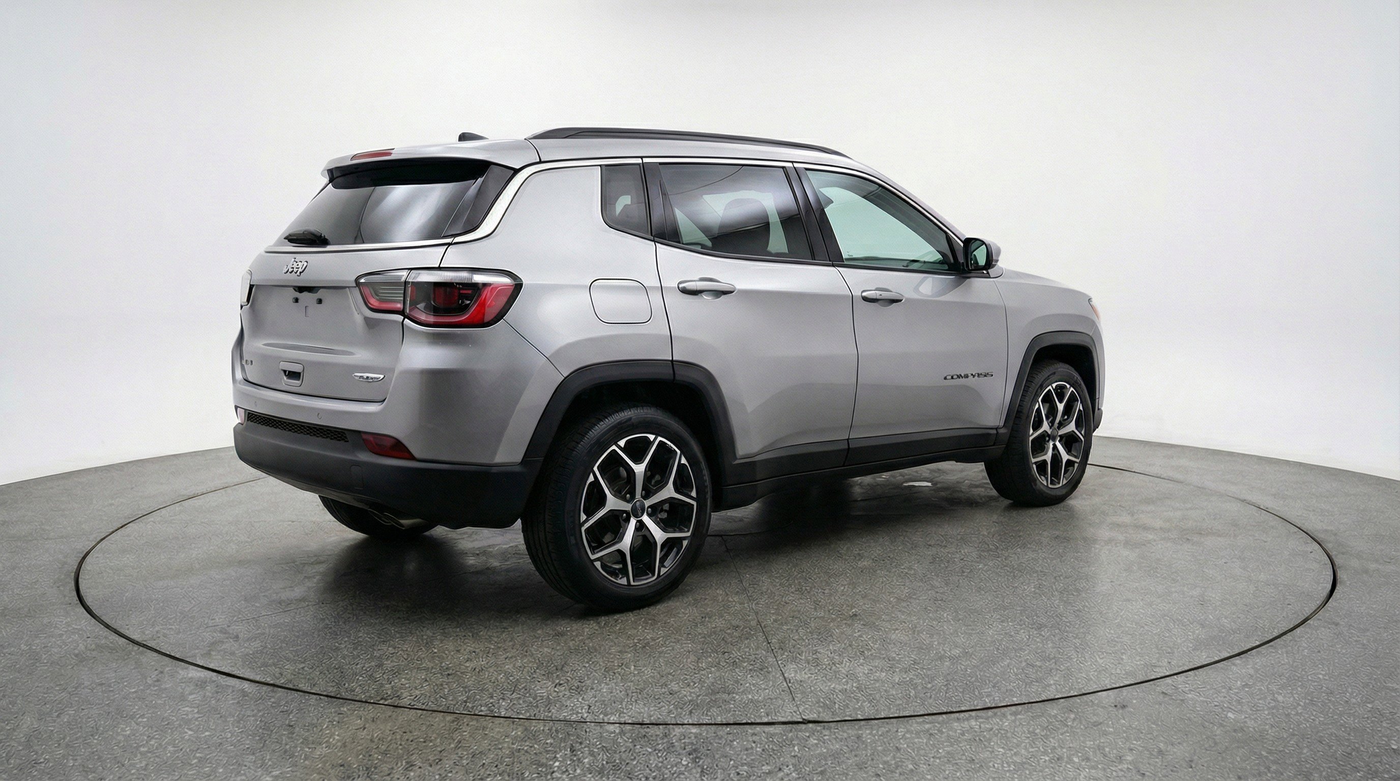 Used 2025 Jeep Compass Limited AWD/4WD image 9