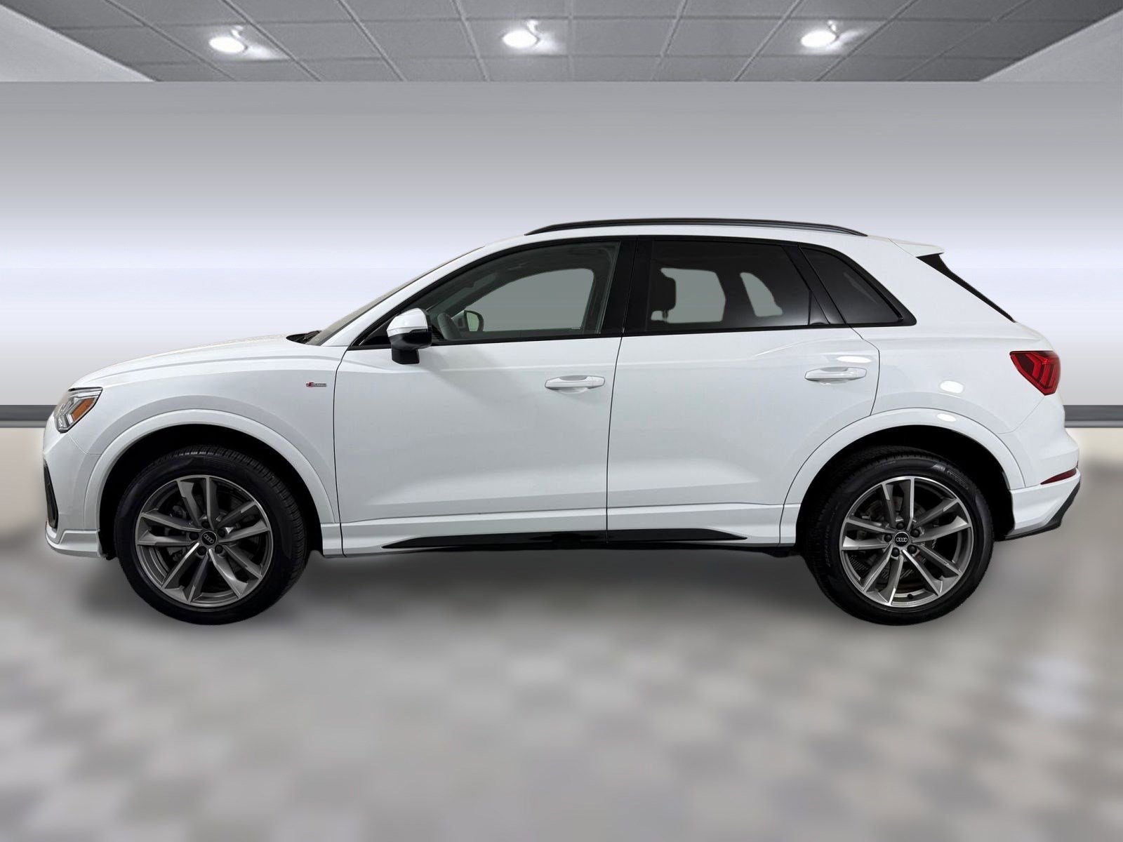 Certified 2025 Audi Q3 2.0T Premium image 2