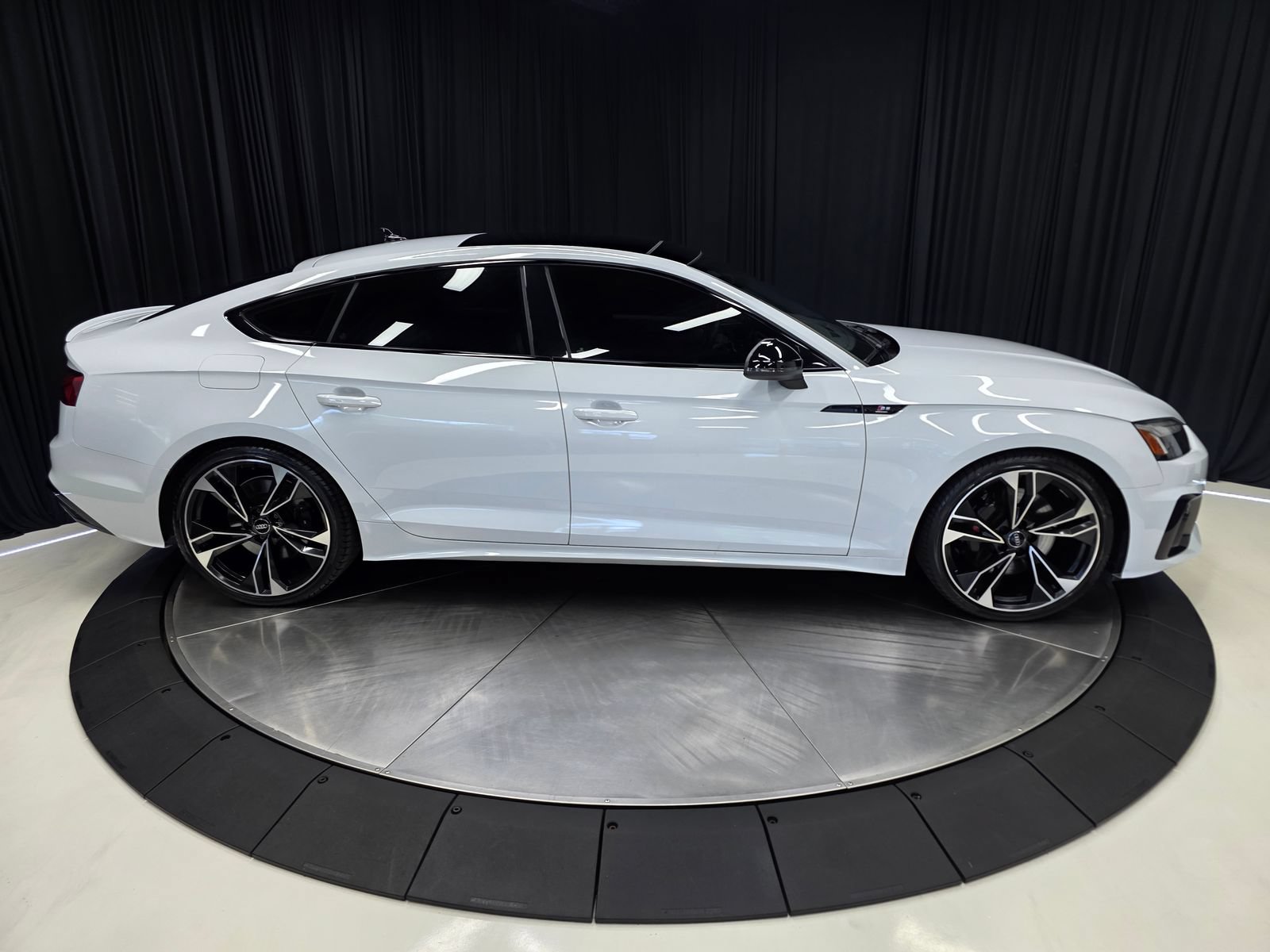 Used 2021 Audi S5 Premium Plus w/ Premium Plus Package AWD/4WD image 13
