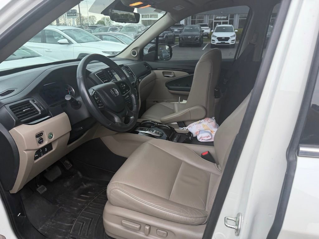 Used 2019 Honda Pilot Touring image 7