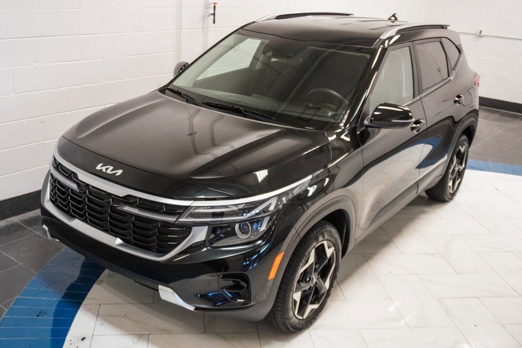 Used 2025 Kia Seltos S image 41