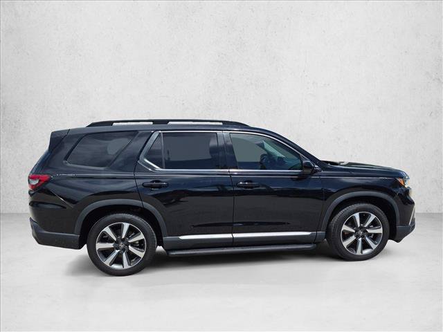 Used 2025 Honda Pilot Elite image 4