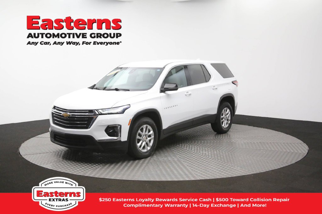 Used 2023 Chevrolet Traverse LS FWD image 54