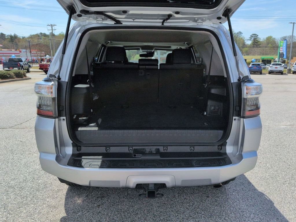 Used 2022 Toyota 4Runner SR5 Premium w/ Moonroof Package image 29