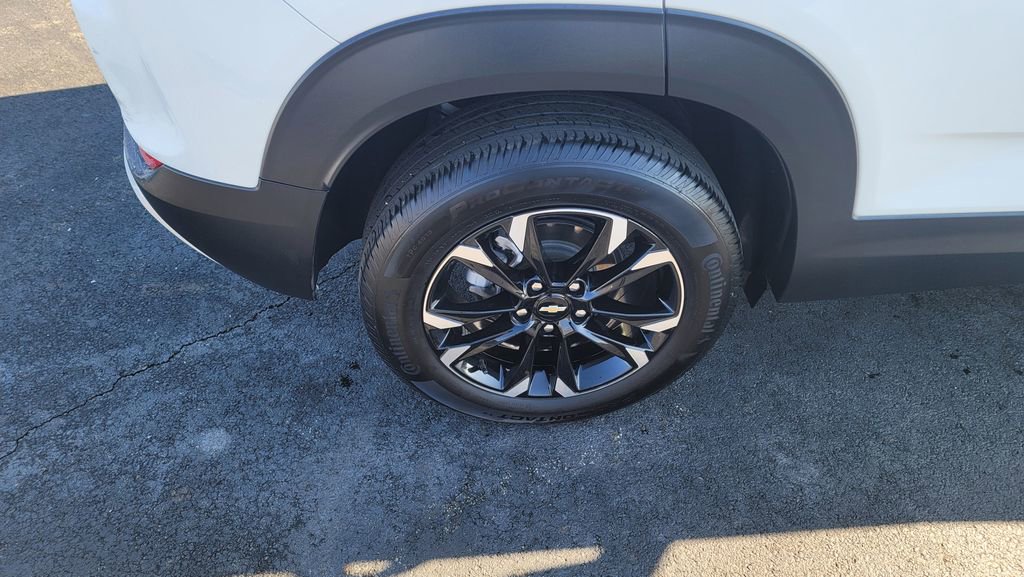 Used 2023 Chevrolet TrailBlazer LT w/ Convenience Package image 13