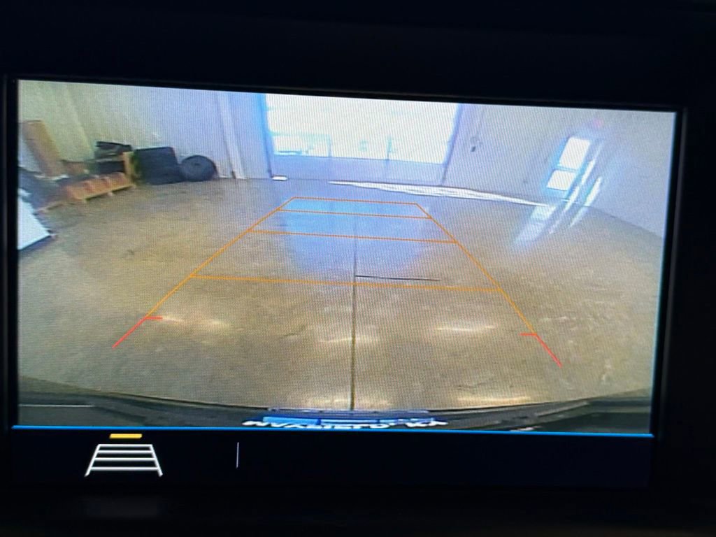 Used 2018 GMC Terrain SLT w/ Preferred Package image 31