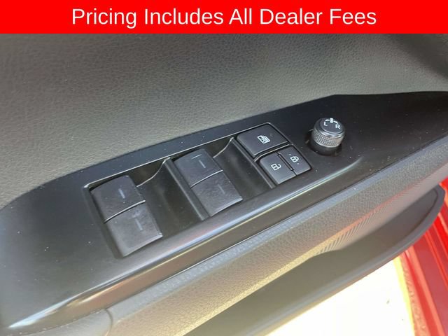 Used 2025 Toyota Camry SE FWD image 19