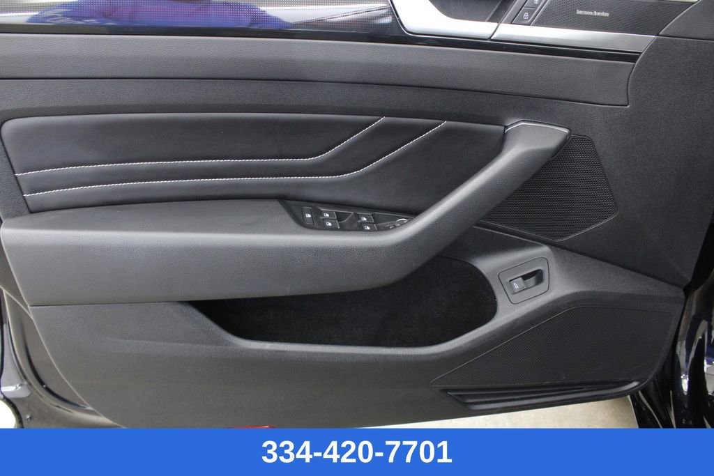 Used 2023 Volkswagen Arteon SEL Premium image 17