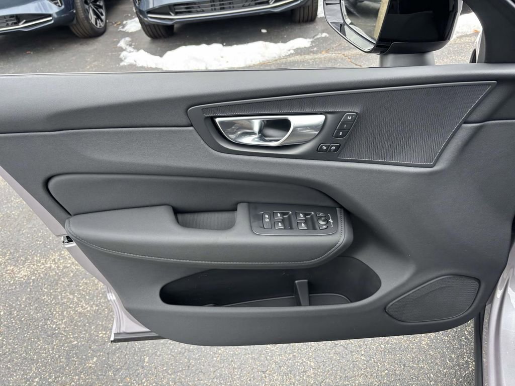 New 2026 Volvo XC60 B5 Plus w/ Protection Package Premier image 11