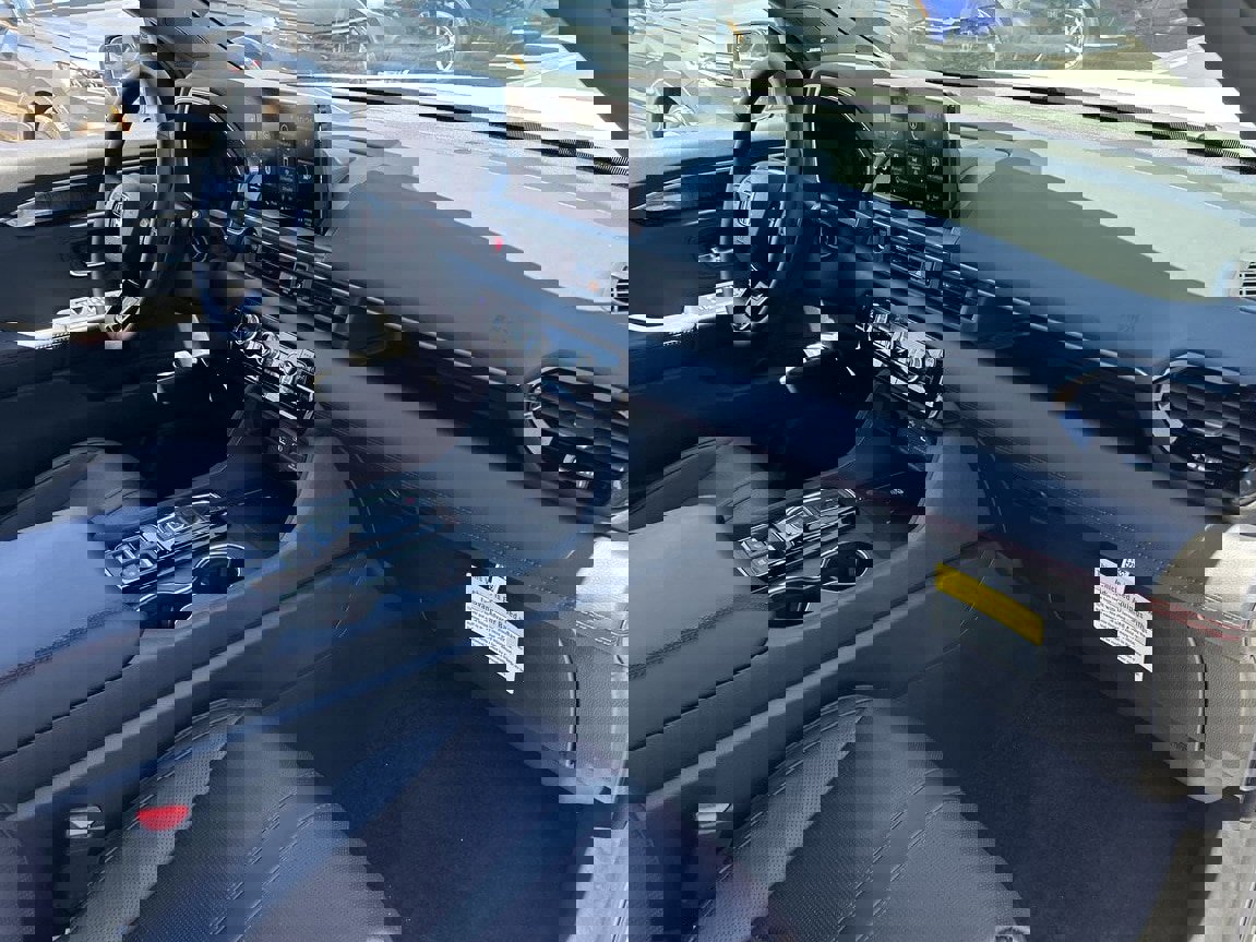 New 2025 Honda Pilot Black Edition image 9