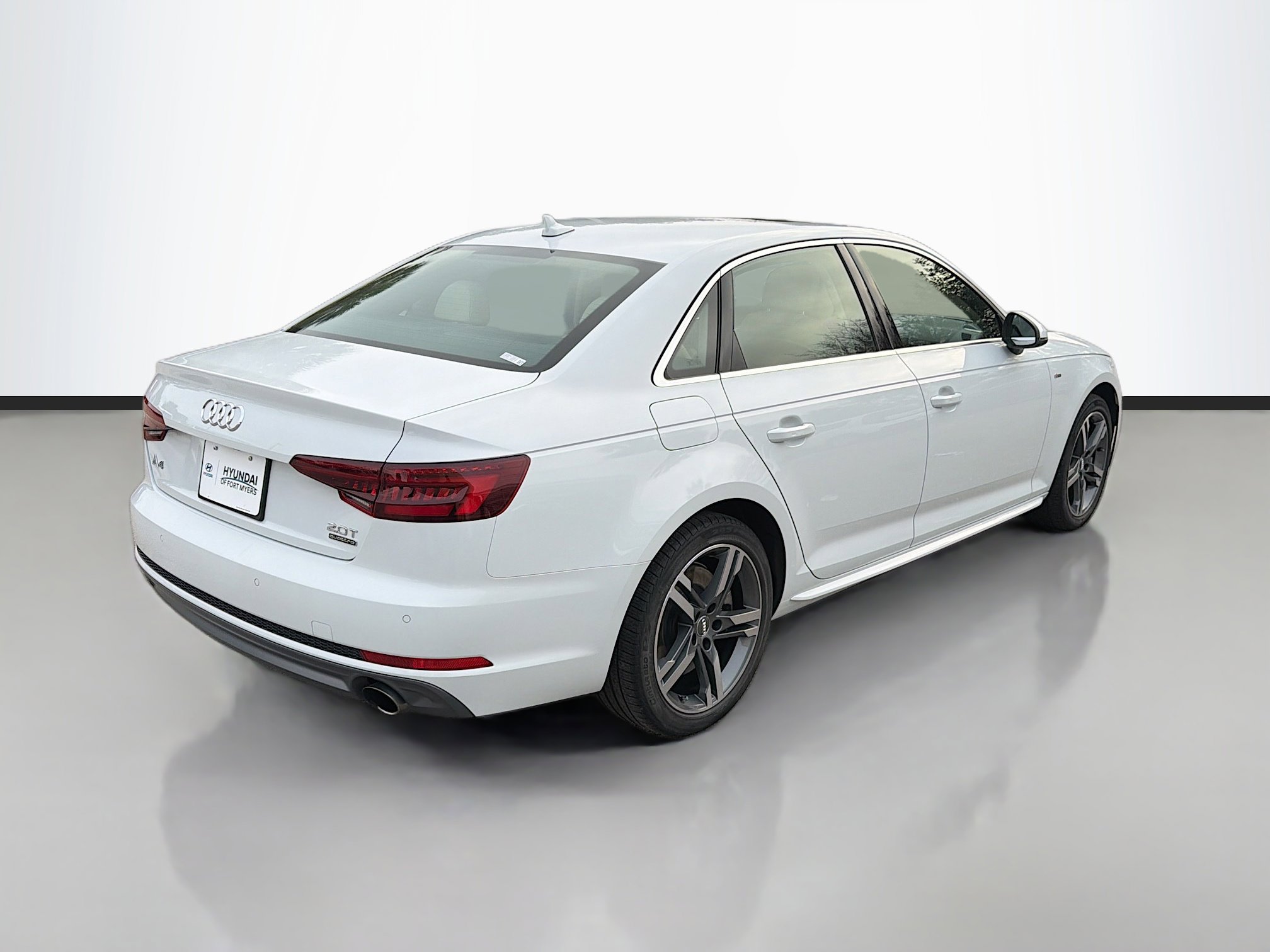 Used 2018 Audi A4 2.0T Premium Plus image 3