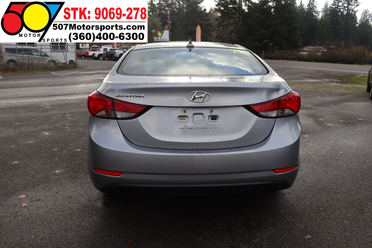 Used 2016 Hyundai Elantra SE image 7