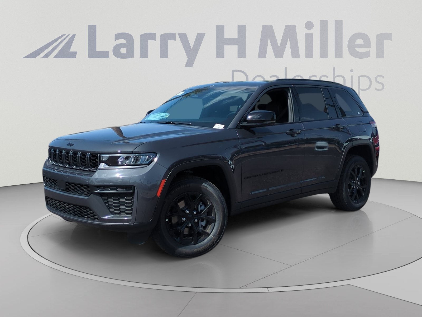 New 2026 Jeep Grand Cherokee Altitude