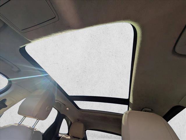 Used 2019 Jaguar F-PACE Premium image 14