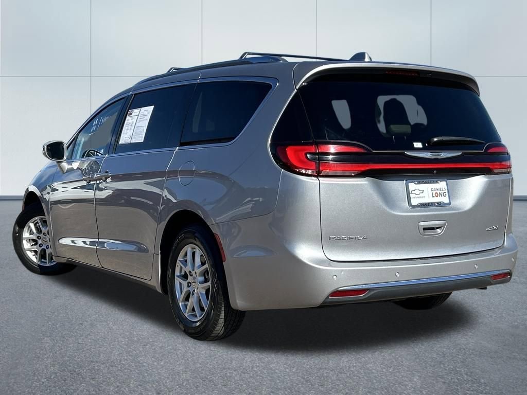 Used 2021 Chrysler Pacifica Touring-L image 39