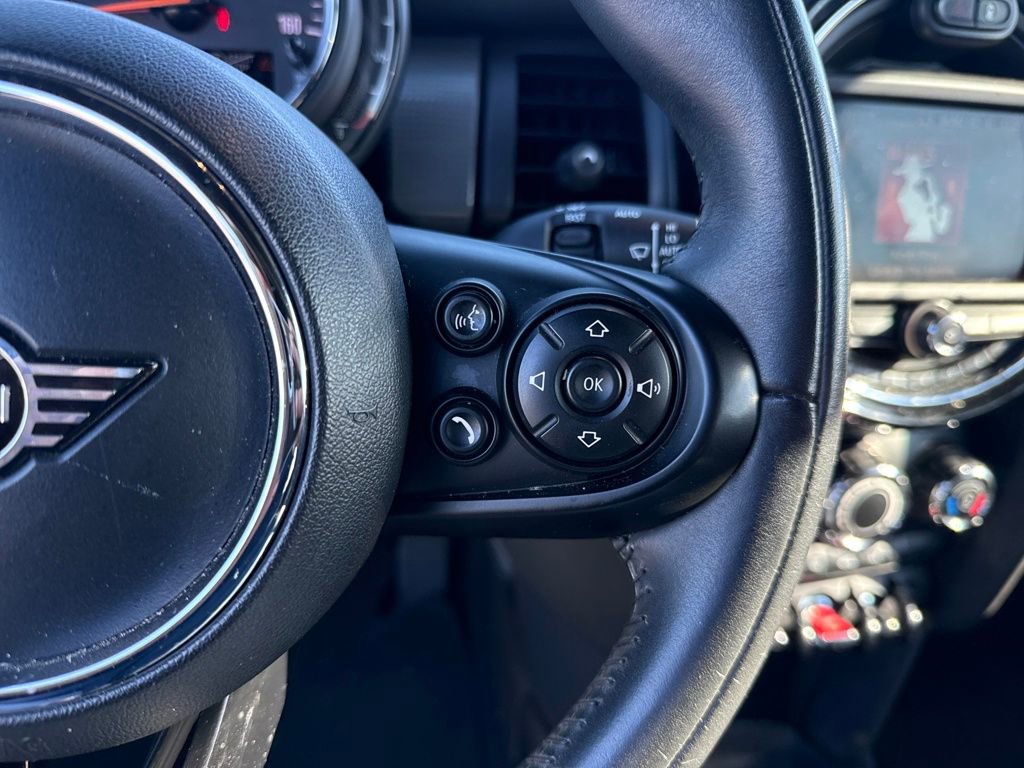 Used 2020 MINI Cooper Convertible image 25