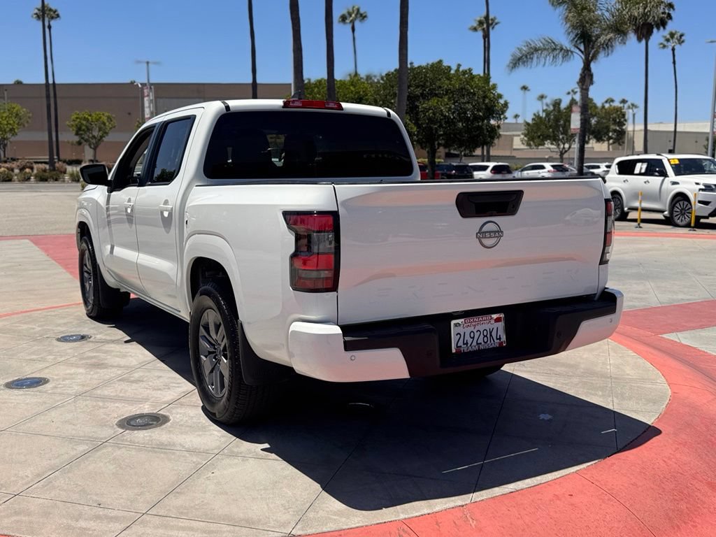 Certified 2025 Nissan Frontier SV RWD image 6