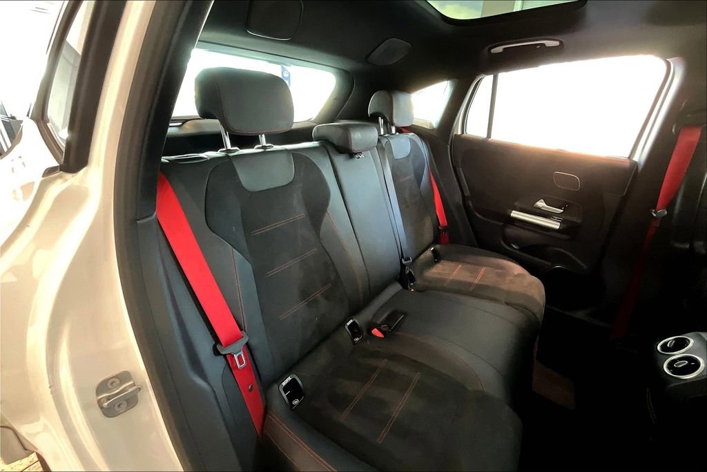 Certified 2025 Mercedes-Benz GLA 35 AMG 4MATIC image 29