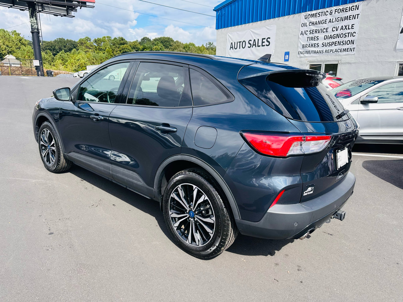 Used 2022 Ford Escape SEL w/ SEL Stealth AWD Package image 3