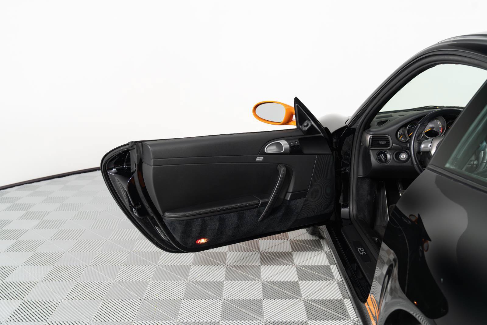 Used 2007 Porsche 911 GT3 RS RWD image 27