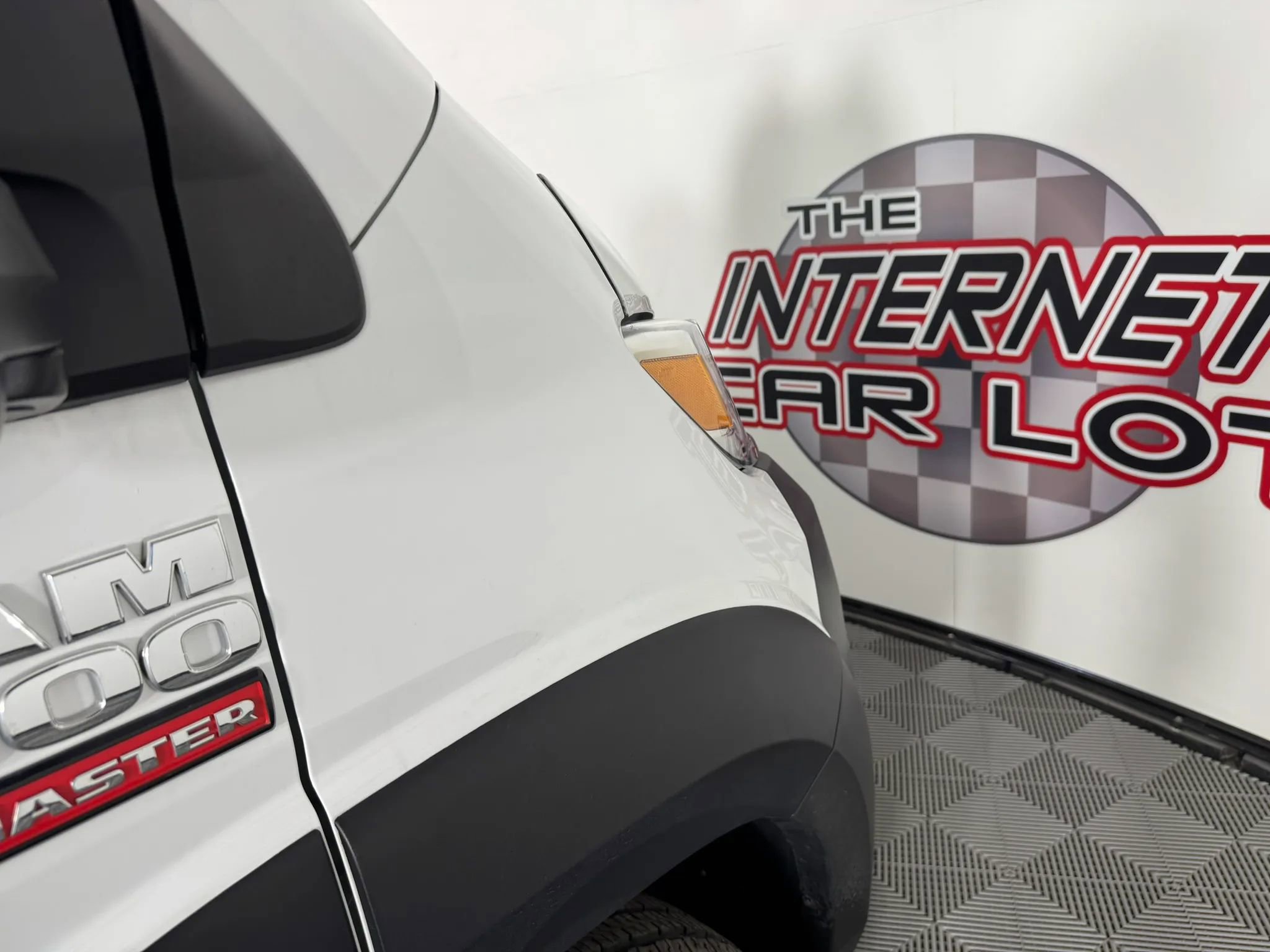 Used 2025 RAM ProMaster 2500 w/ Convenience Group FWD image 30