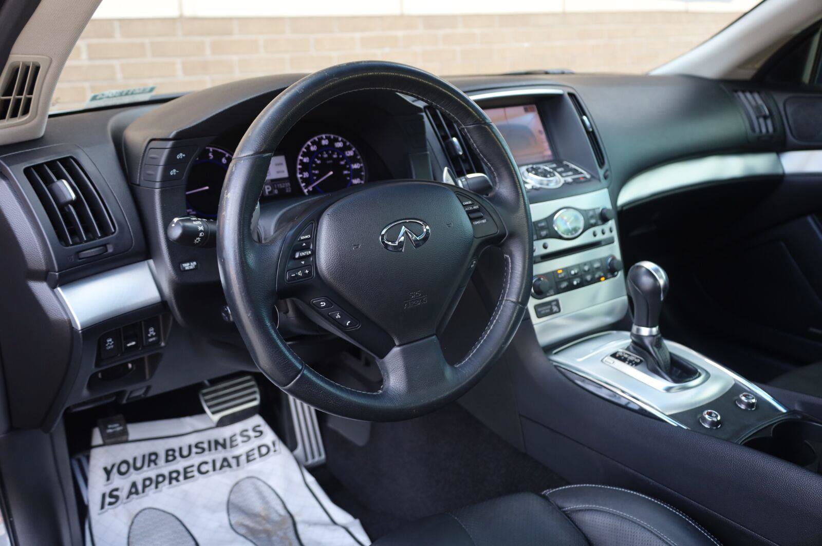 Used 2014 INFINITI Q60 Journey w/ Premium Package RWD image 13