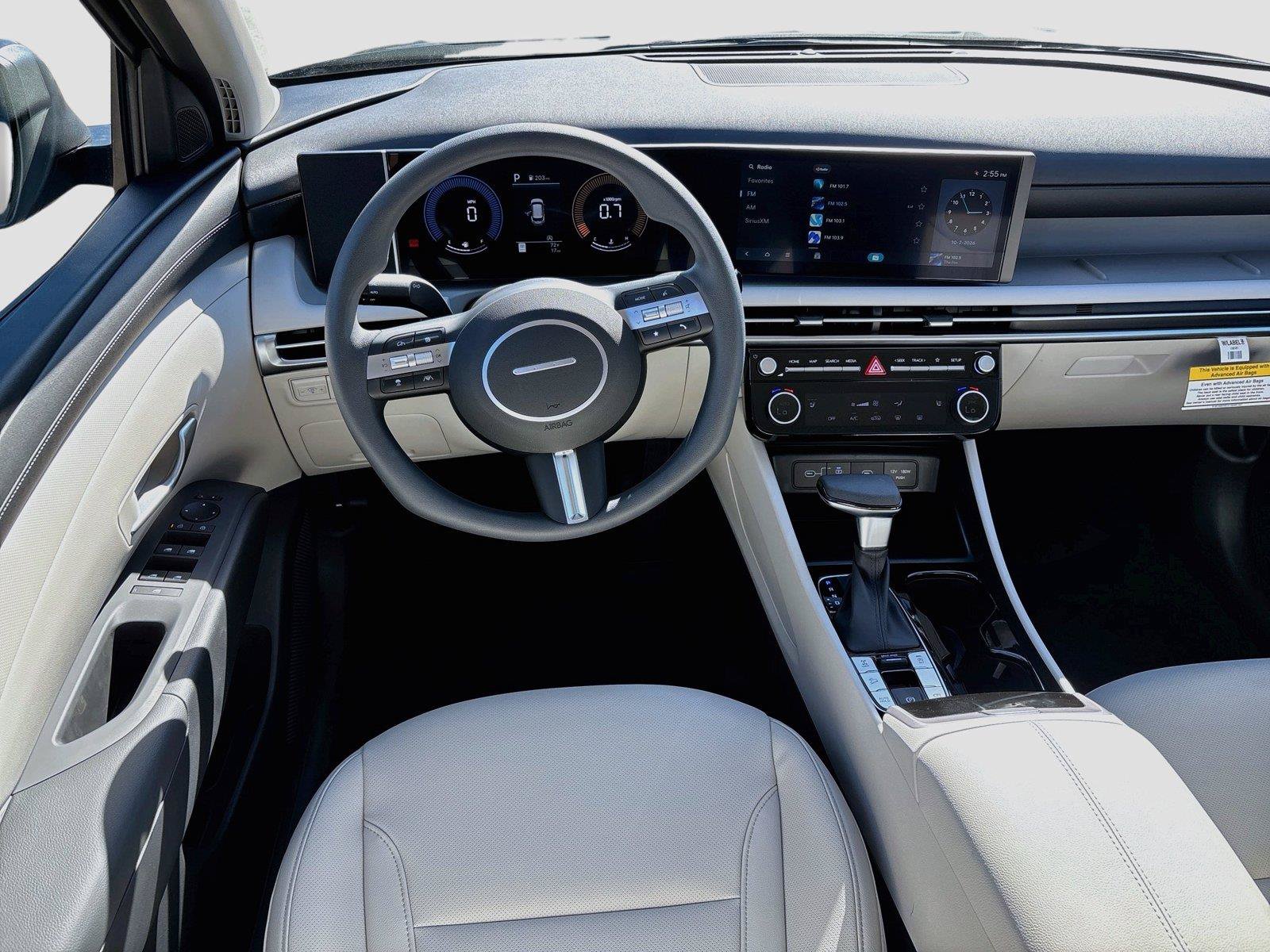 New 2026 Hyundai Tucson SEL Plus AWD/4WD image 2