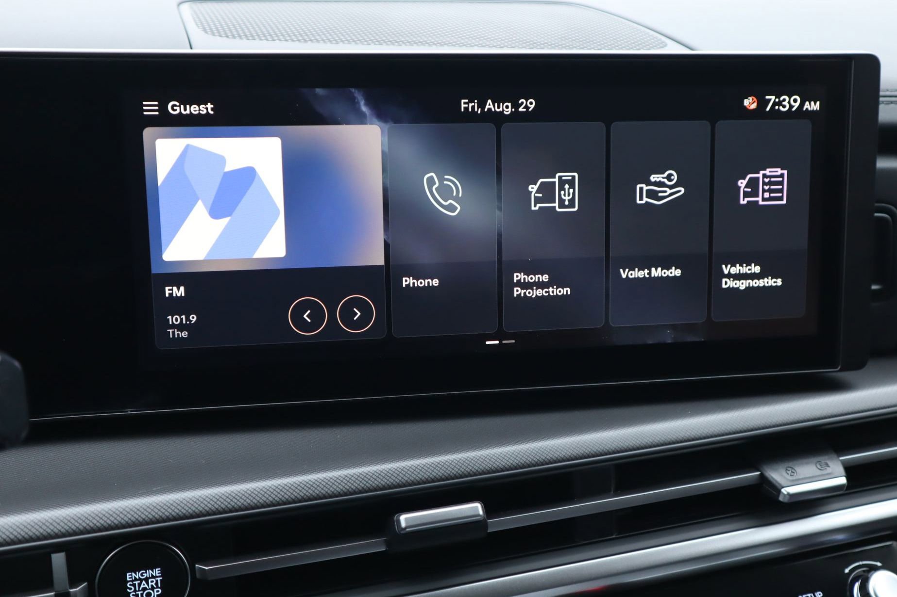 New 2026 Hyundai Santa Fe SEL FWD image 13