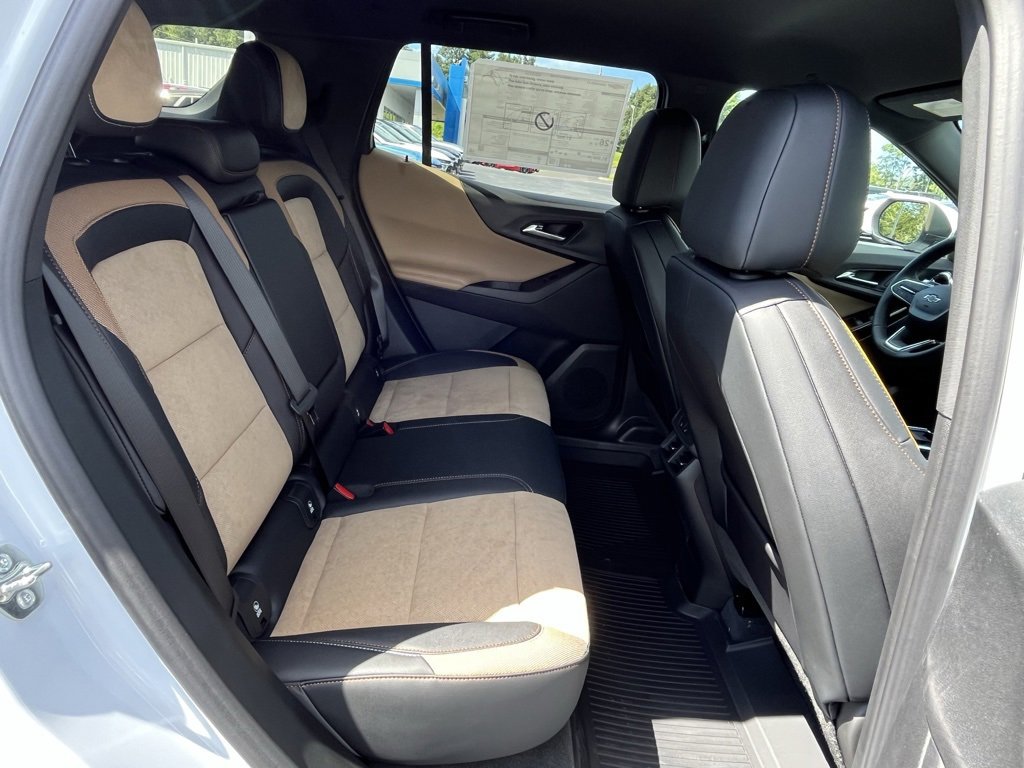 New 2026 Chevrolet Equinox ACTIV w/ Convenience Package III image 19