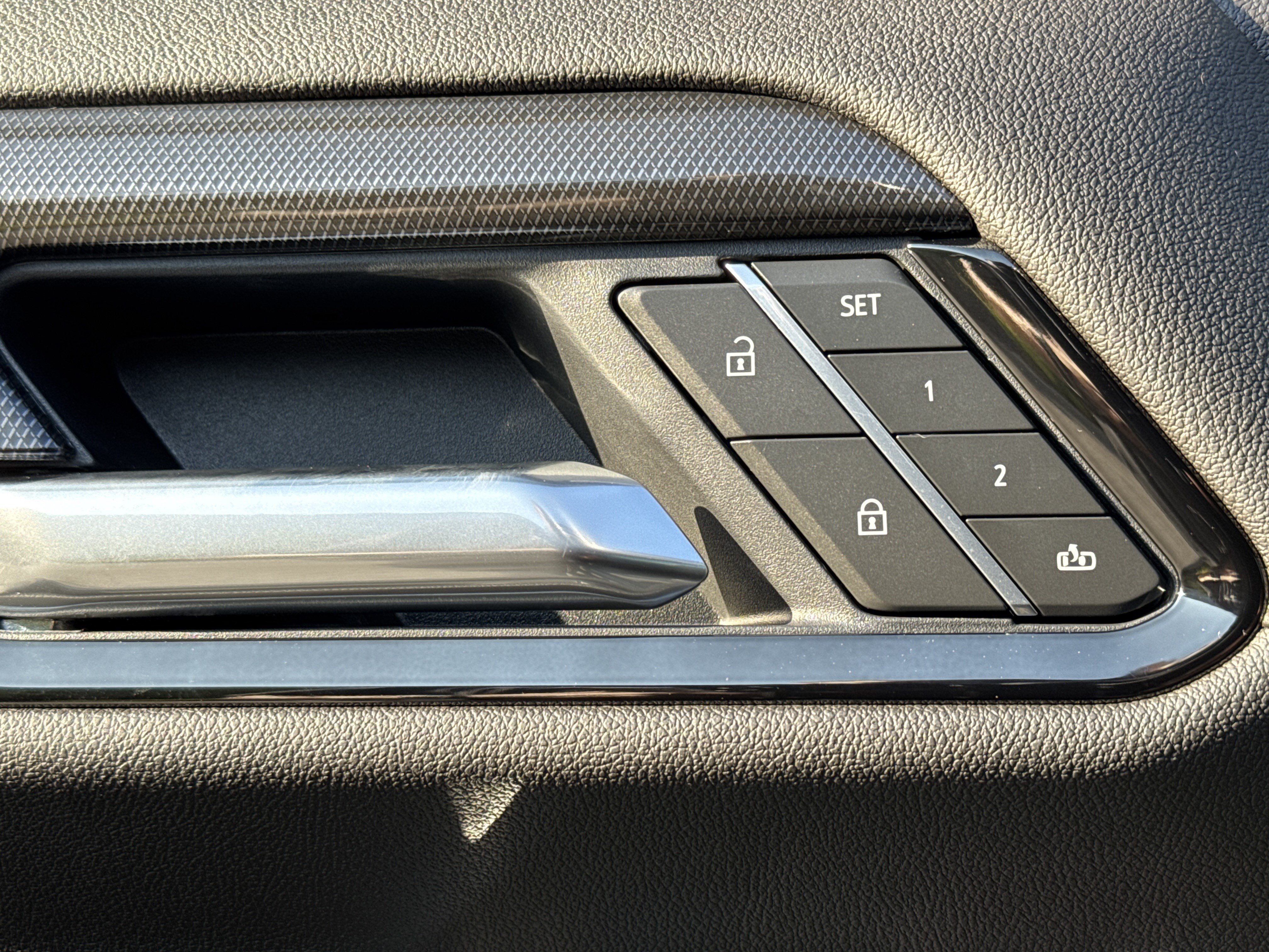 New 2026 GMC Sierra 1500 AT4 w/ AT4 Premium Package AWD/4WD image 16