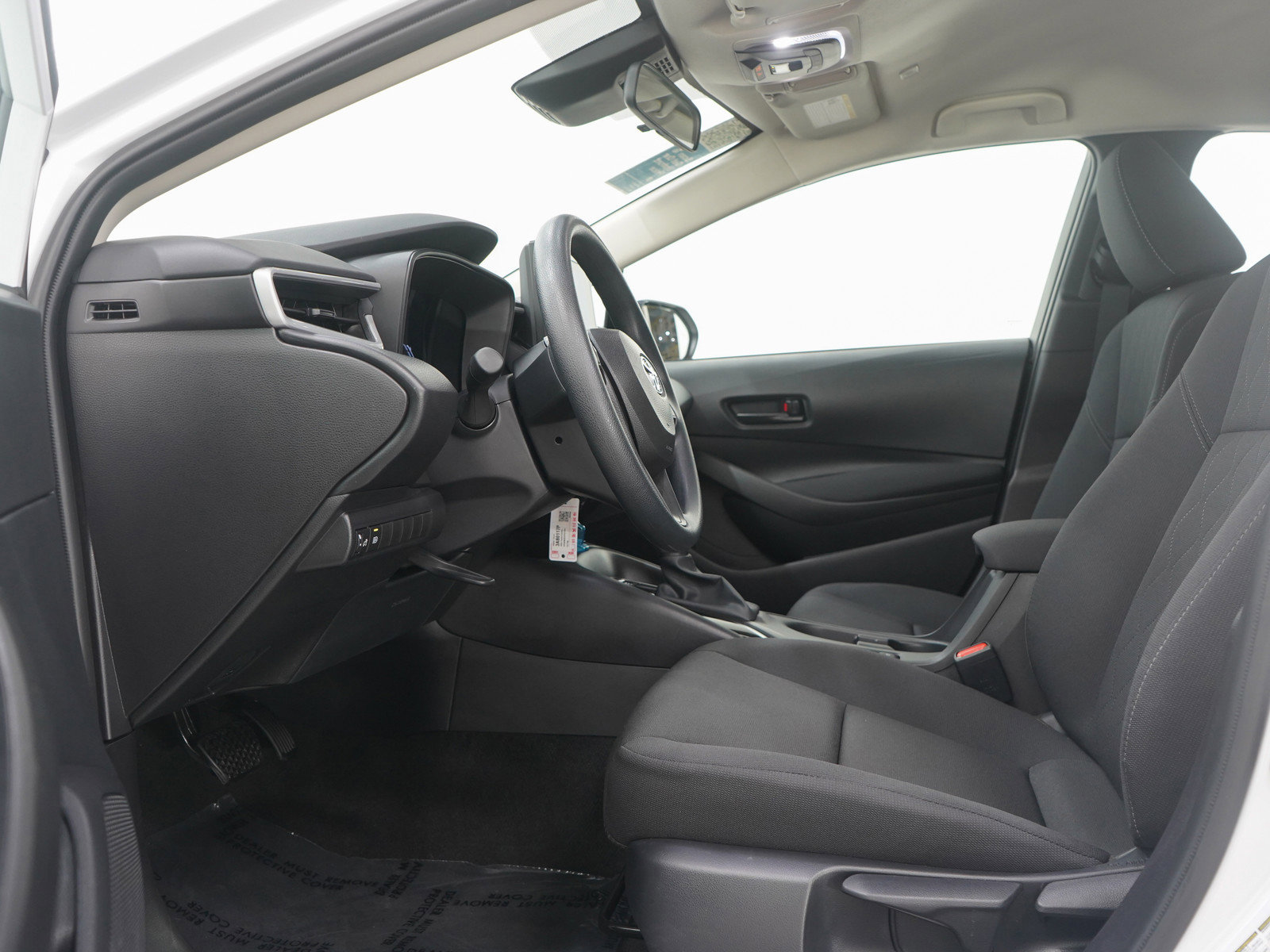 Used 2026 Toyota Corolla LE FWD image 20