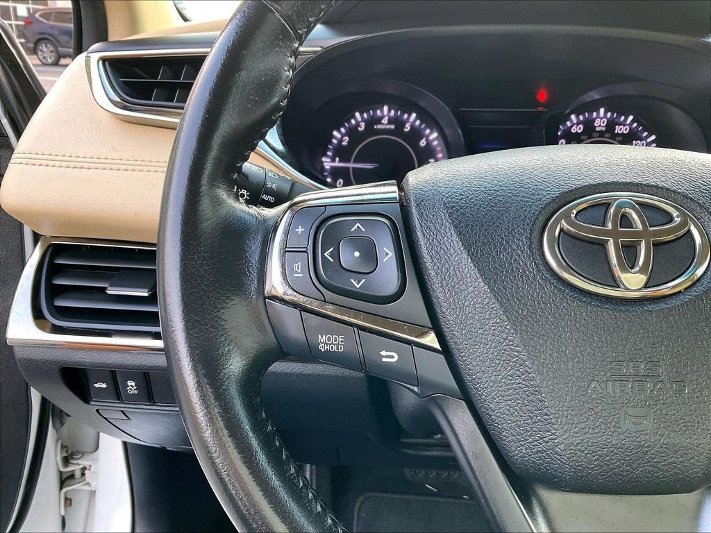 Used 2013 Toyota Avalon XLE FWD image 22