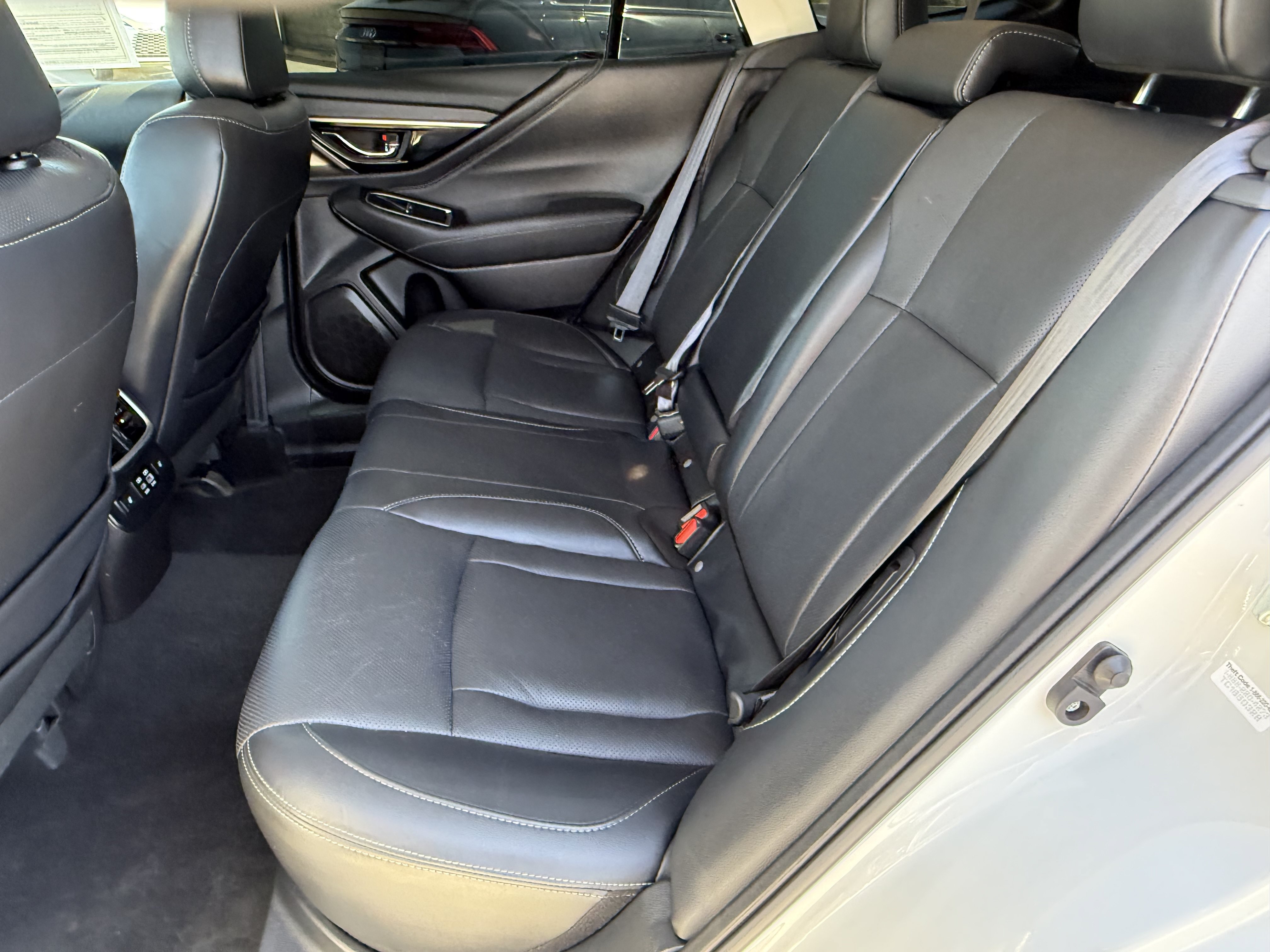 Used 2023 Subaru Outback Limited AWD/4WD image 28