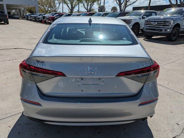 Used 2023 Honda Civic Sport image 5