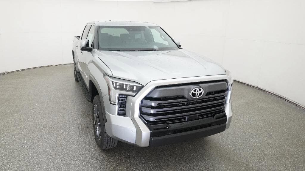 New 2026 Toyota Tundra Limited AWD/4WD image 14