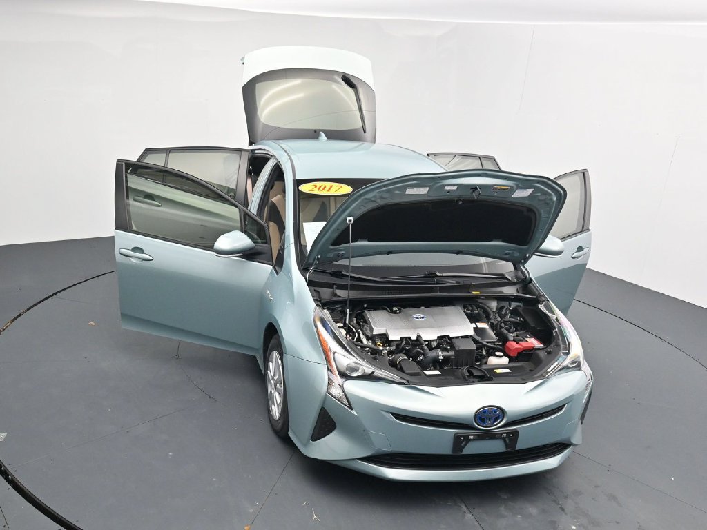 Used 2017 Toyota Prius Two FWD image 41
