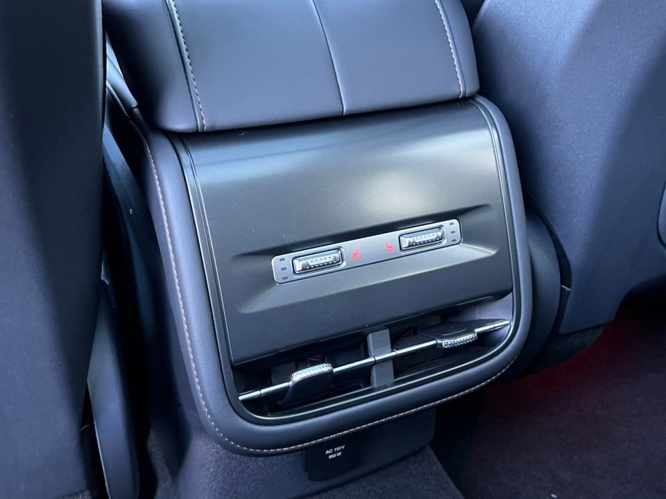 New 2026 Lincoln Nautilus Reserve w/ Jet Appearance Package AWD/4WD image 29
