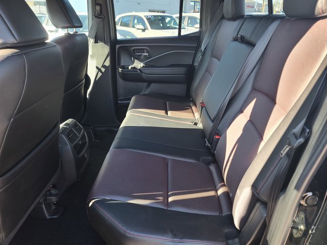 Certified 2020 Honda Ridgeline Black Edition image 12