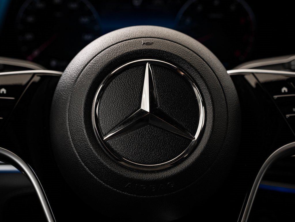 Used 2024 Mercedes-Benz GLS 450 GLS 450 image 33