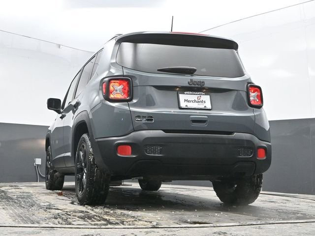 Used 2018 Jeep Renegade Altitude image 30