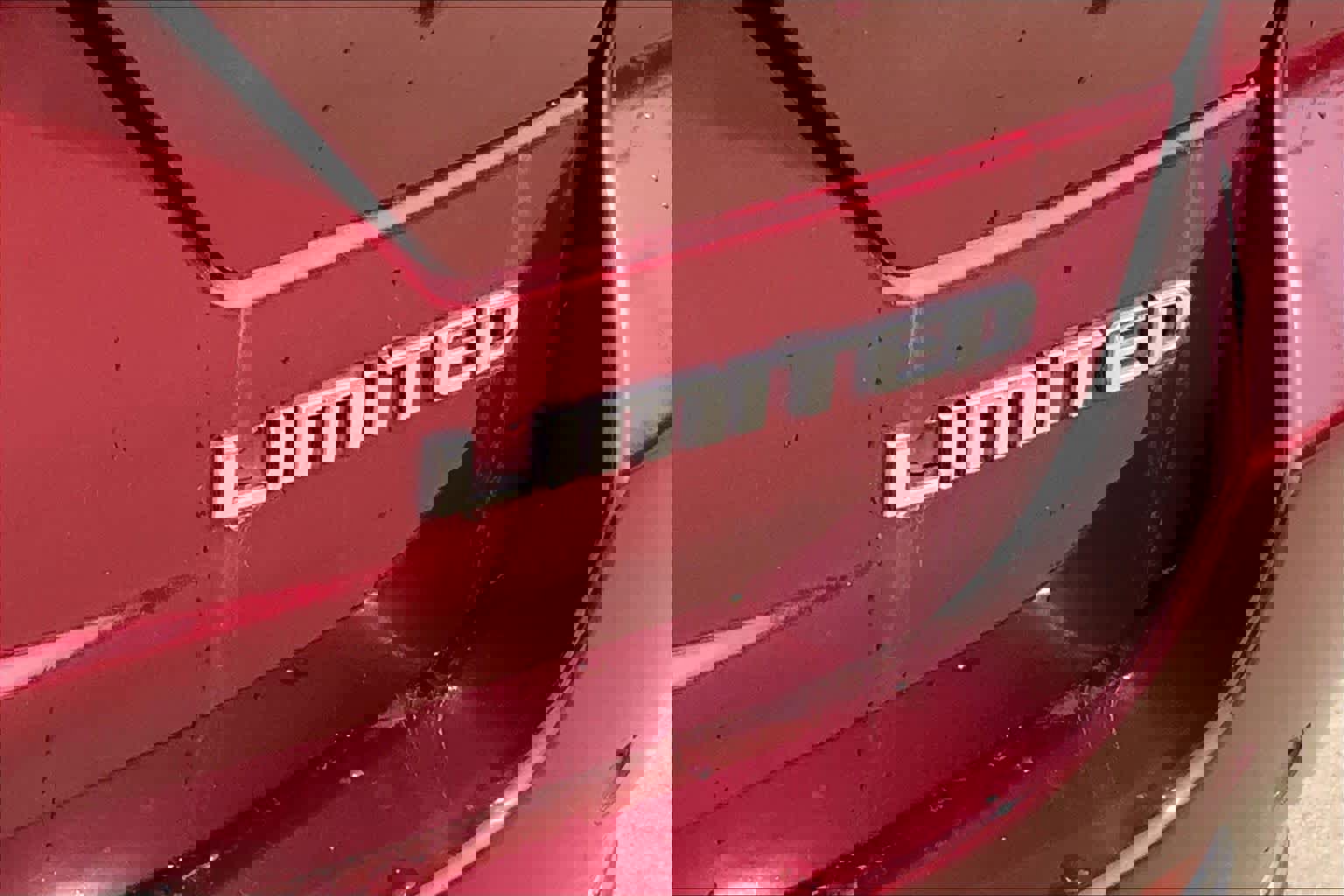 Used 2024 Jeep Grand Cherokee Limited image 10