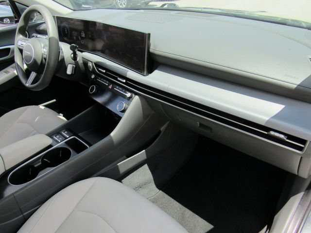 Used 2025 Hyundai Sonata SEL FWD image 9