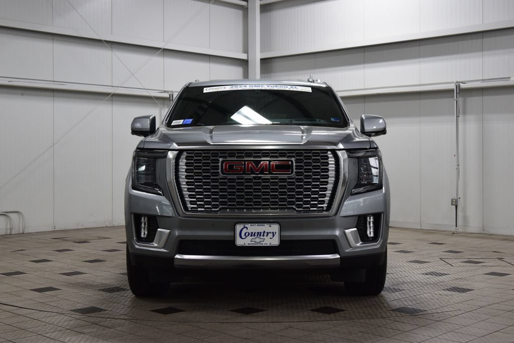 Used 2024 GMC Yukon XL Denali w/ Max Trailering Package AWD/4WD image 2