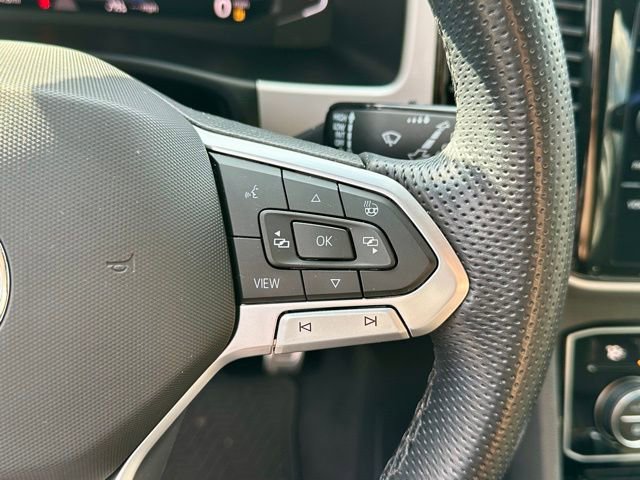 Certified 2023 Volkswagen Atlas Cross Sport SEL R-Line image 36