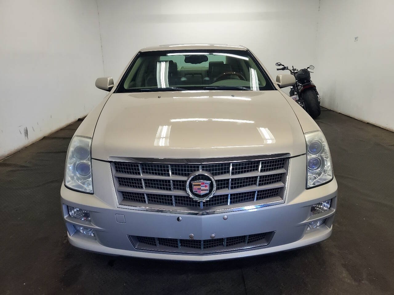 Used 2009 Cadillac STS w/ Rwd Preferred Equipment Group image 2