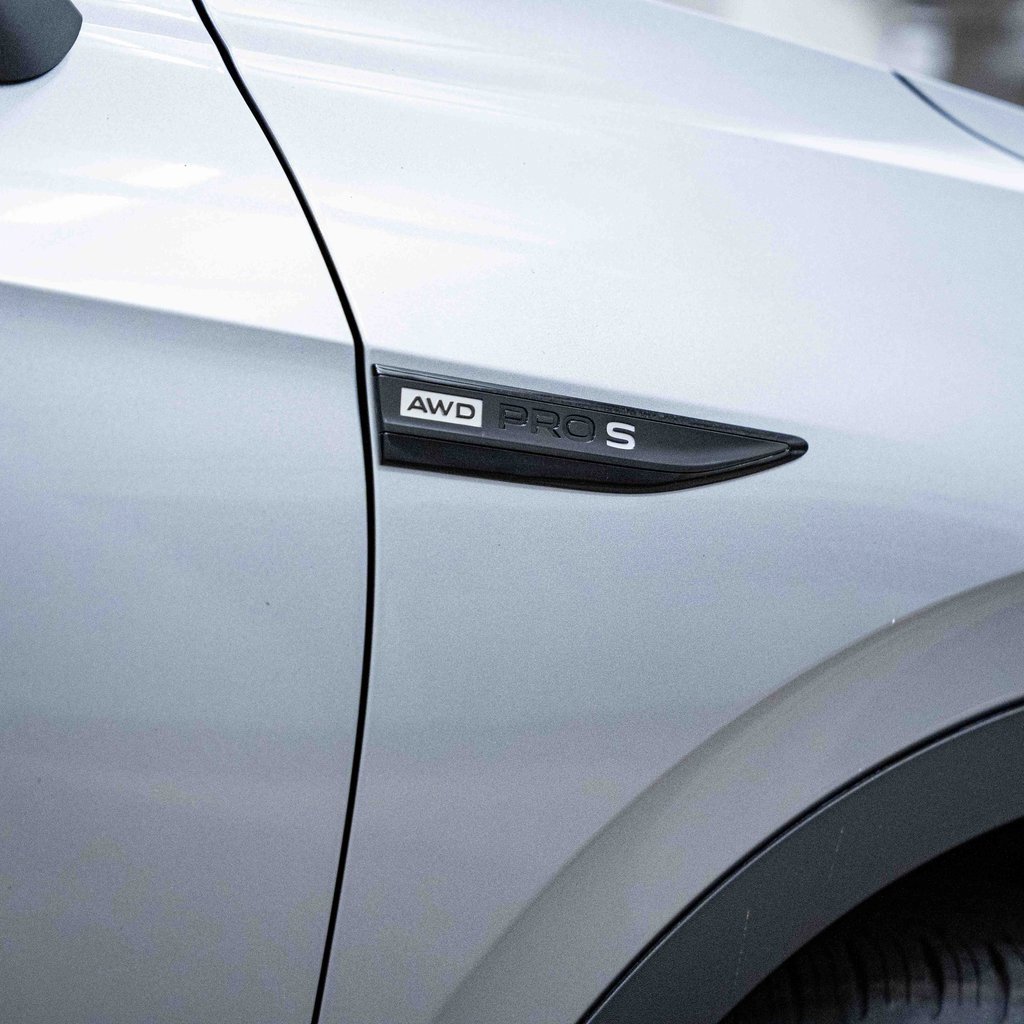 New 2025 Volkswagen ID.4 Pro S image 7